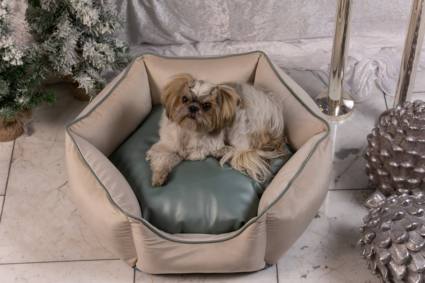 Hundebett Krone creme/ iceblau